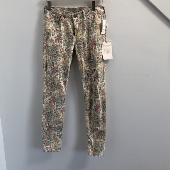 NWT True Religion skinny jeans - Picture 6 of 12